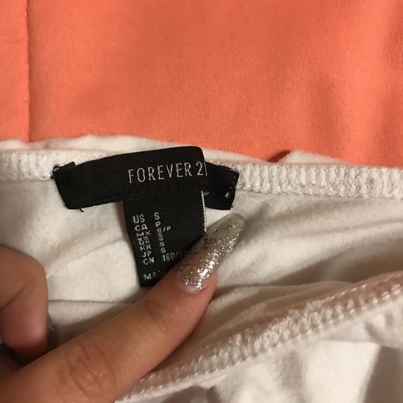 Top - Picture 2 of 2